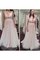 Ärmelloses V-Ausschnitt Elegantes Brautkleid mit Bordüre mit Knöpfen - Bild 1