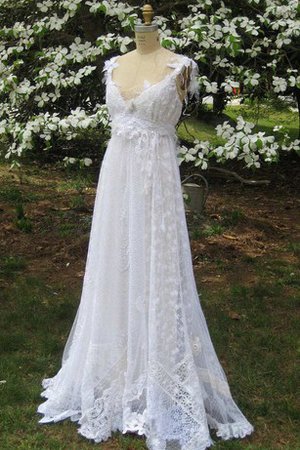 Spitze V-Ausschnitt Informelles Brautkleid mit Bordüre mit Schleife - Bild 1
