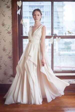 Sweep Zug Bodenlanges Elegantes Brautkleid mit Gürtel mit Schleife - Bild 1