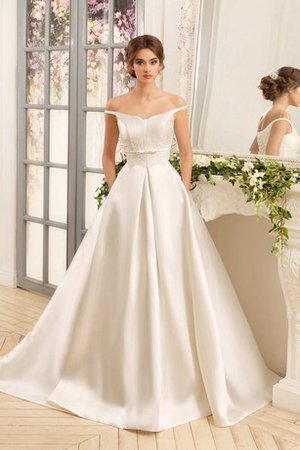 Sweep Zug Romantisches Bodenlanges Brautkleid mit Applike aus Satin - Bild 1