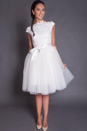 A-Line Satin Hoher Ausschnitt Brautkleid mit Schleife aus Tüll - Bild 1