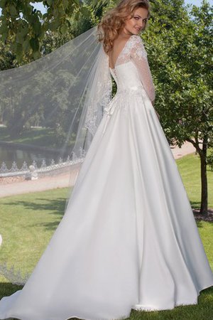Duchesse-Linie Ärmellos Bodenlanges Luxus Brautkleid mit Gürtel - Bild 2