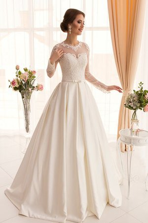 Langärmeliges Sweep Zug Romantisches Elegantes Brautkleid mit Knöpfen - Bild 1