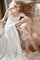 Enges Vorne Geschlitztes Kapelle Schleppe Sexy Brautkleid mit Plissierungen - Bild 1