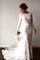Klassisches Spitze Konservatives Brautkleid mit Blume mit Applike - Bild 1