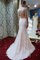 Queen Anne Schlüsselloch Rücken Romantisches Brautkleid mit Bordüre mit Knöpfen - Bild 1
