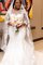 Plissiertes Romantisches Elegantes Konservatives Brautkleid mit Juwel Ausschnitt - Bild 2