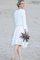 A-Line Knielanges Legeres Brautkleid mit Juwel Ausschnitt mit Blume - Bild 2