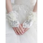 Satin Perlenstickerei Elfenbein Luxuriös Brauthandschuhe