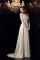 A Linie Rückenfreies Anständiges Abendkleid mit Schaufel Ausschnitt aus Chiffon