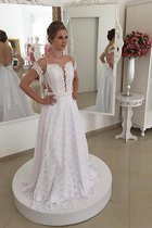 Sweep Zug Prinzessin a linie Schaufel-Ausschnitt Brautkleid mit Bordüre