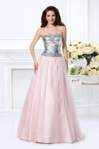 Duchesse-Linie Normale Taille Satin Herz-Ausschnitt Sittsames Partykleid