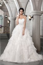 Ärmelloses Perlenbesetztes Duchesse-Linie Sittsames Brautkleid aus Organza