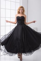 Knöchellanges Abendkleid mit Herz-Ausschnitt