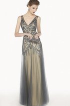 Perlenbesetztes A-Linie Gesticktes V-Ausschnitt Sittsames Ballkleid