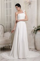 Ein Schulterfreies Empire Taille Chiffon Sittsames Brautkleid mit Kapelle Schleppe