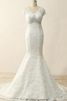 Meerjungfrau Spitze Sweep Zug Perlenbesetztes Konservatives Brautkleid
