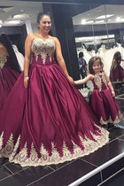 Duchesse-Linie Ärmelloses Normale Taille Ballkleid in Großen Größe aus Satin