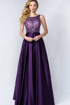A Linie Schaufel-Ausschnitt Ärmelloses Extravagantes Tiefer V-Ausschnitt Ballkleid