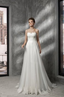 A linie Plissiertes Empire Taille Brautkleid aus Tüll mit Applike