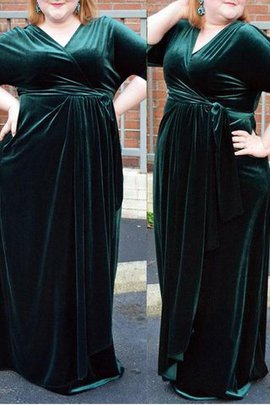 Halbe Ärmeln Ärmelloses XXL Ballkleid aus Samt mit V-Ausschnitt