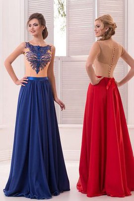 Perlenbesetztes A Linie Sweep Zug Normale Taille Ballkleid mit Knöpfen