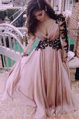 Normale Taille Prinzessin V-Ausschnitt Chiffon Abendkleid mit Applikation