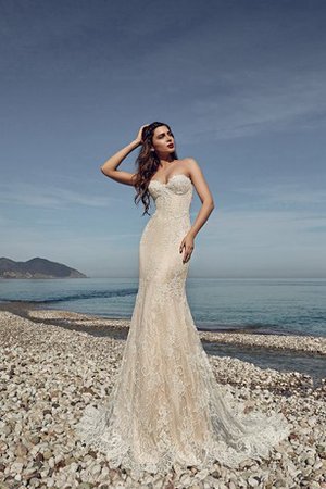 Enges Strand Sweep Train Brautkleid mit Rücken Schnürung mit Applikation - Bild 1