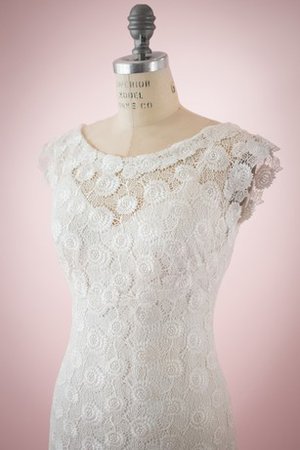 Spitze Stilvolles Konservatives Brautkleid mit Stickerei ohne Taille - Bild 2