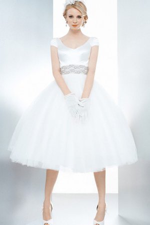 Satin Wadenlanges Einfaches Brautkleid mit Juwel Ausschnitt mit Knöpfen