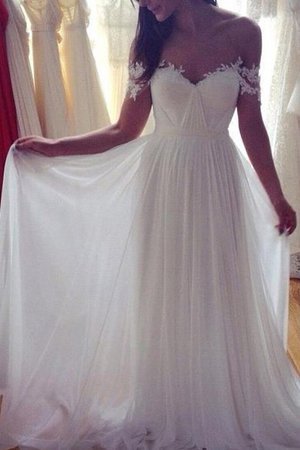 Ärmelloses Prinzessin A-Linie Schulterfrei Zauberhaft Brautkleid aus Chiffon mit Applike - Bild 2