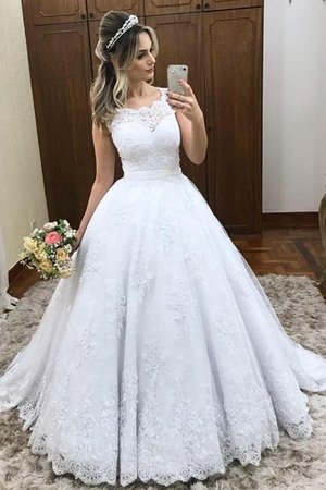 Sweep Zug Satin Hinreißend Natürliche Taile Ärmelloses Brautkleid mit Bordüre - Bild 1