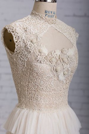 A-Linie Geschichtes Bodenlanges Brautkleid mit Blume mit Mehrschichtigen Rüsche - Bild 2