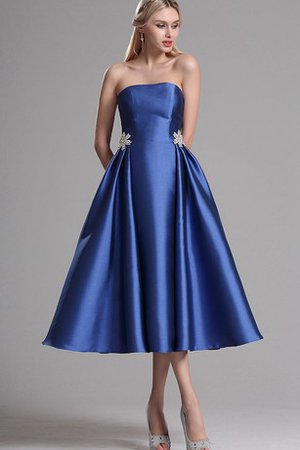 Reißverschluss Satin Normale Taille Wadenlanges Ballkleid mit Blume