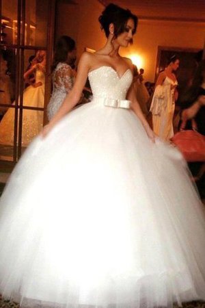 Natürliche Taile Duchesse-Linie Herz-Ausschnitt Brautkleid aus Tüll ohne Ärmeln