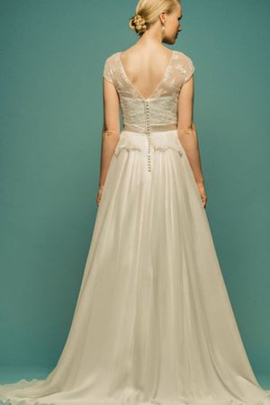 Zeitloses Kurze Ärmeln Konservatives Brautkleid aus Tüll mit Schmetterlingsknoten - Bild 2