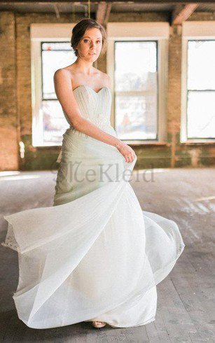 A-Line Ärmelloses Bodenlanges Brautkleid mit Herz-Ausschnitt mit Reißverschluss