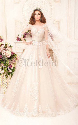 Tüll Perlenbesetztes Romantisches Konservatives Brautkleid mit Schaufel Ausschnitt