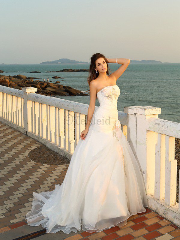 Satin Seeküste Sittsames Brautkleid mit Blume mit Rücken Schnürung